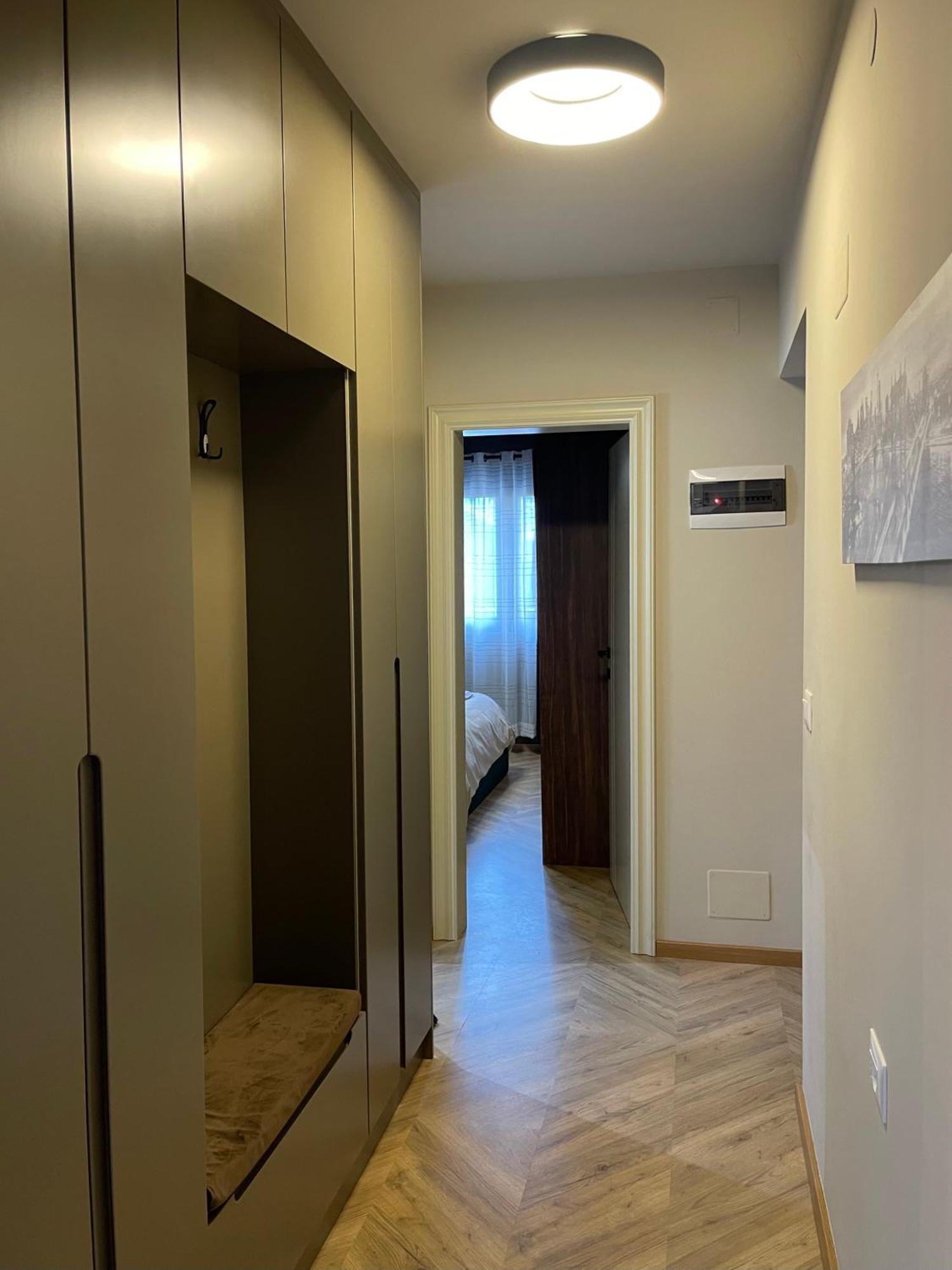 Dea'S Apartment: Hidden Gem Tirana Buitenkant foto